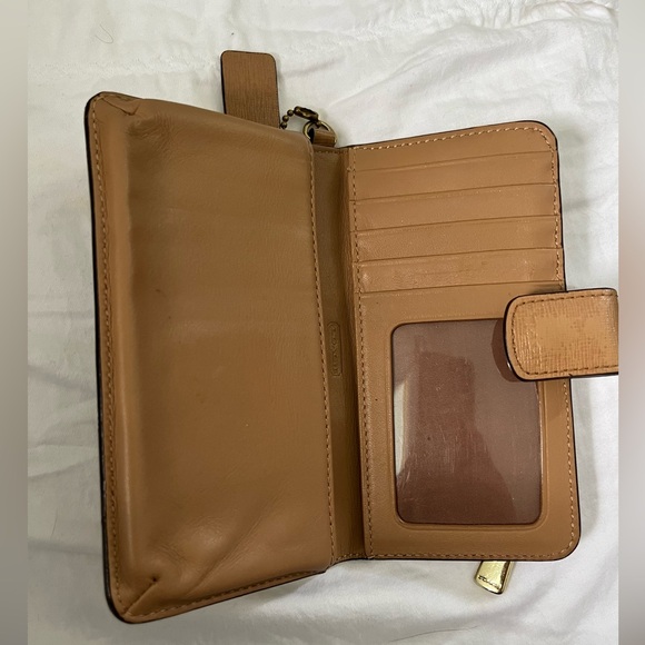 Coach wallet - Picture 3 of 3